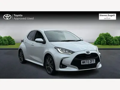 Second-hand Toyota Yaris Hybrid 2022 Alb Hatchback