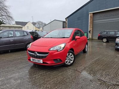 Used Vauxhall Corsa Design Edition 75 HP (55 kW) 2019 Red Hatchback