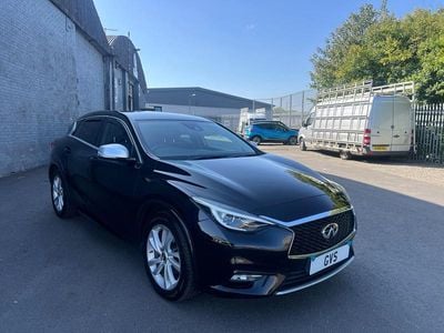 Infiniti Q30