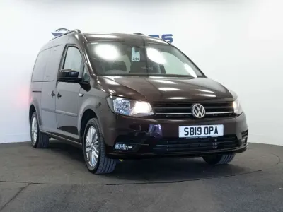 Used VW Caddy Maxi Life 2019 Mauve/purple MPV