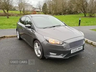 Used Ford Focus Titanium 120 HP (88 kW) 2015 Grey Hatchback