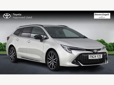 Usado Toyota Corolla Sport 2024 Plateado Familiar