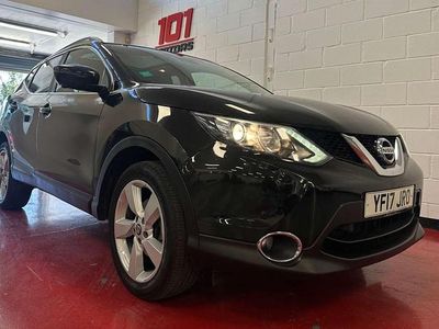 Used Nissan Qashqai N-Connecta 115 HP (84 kW) 2017 Black SUV