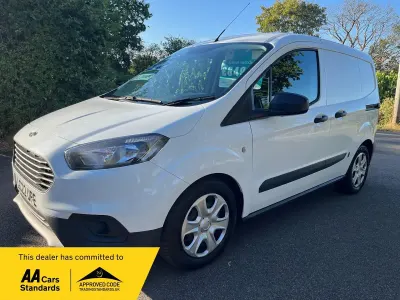 Used Ford Transit Courier Trend 2022 White Van