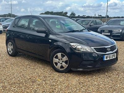Black Used 2011 Kia Ceed Hatchback | £3,481 (Fair price)