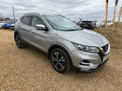 Used Nissan Qashqai N-Connecta 2020 Silver SUV