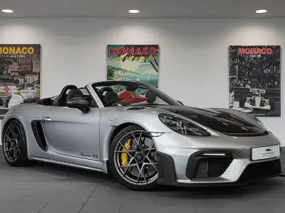 Novo Porsche 718 2025 Prateado Cabrios