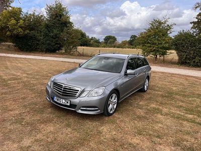 Mercedes E200