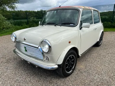 Used Rover Mini 50 HP (36 kW) 1998 White