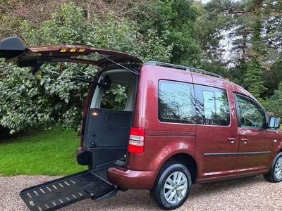 Begagnad VW Caddy Maxi Life 2013 Minibuss