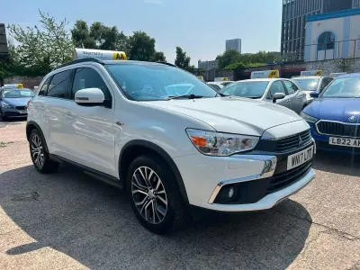 Used Mitsubishi ASX 114 HP (83 kW) 2017 White SUV