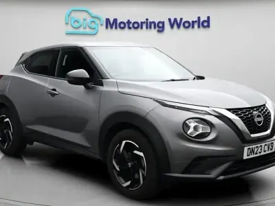 Used Nissan Juke N-Connecta 114 HP (83 kW) 2023 Grey SUV