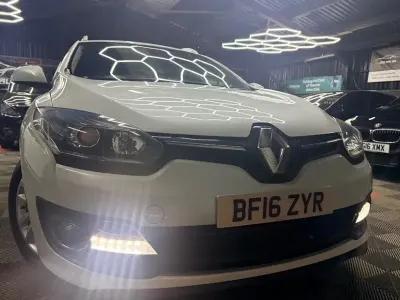 Usado Renault Mégane Expression+ 110 HP (80 kW) 2016 Carrinha