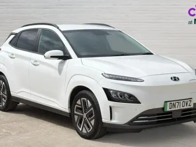Usado Hyundai Kona Premium 150 kW (204 CV) 2022 Blanco SUV