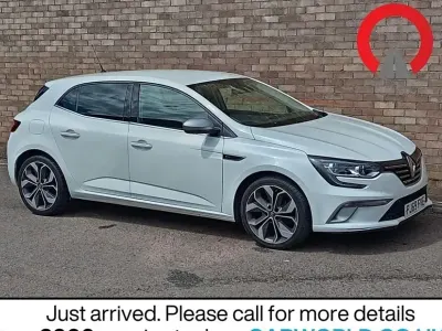 Used Renault Mégane GT Line GT-Line 140 HP (102 kW) 2019 White Hatchback