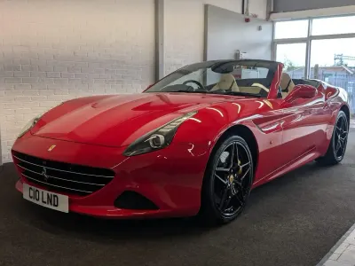 Used Ferrari California 560 HP (411 kW) 2015 Red Cabriolet