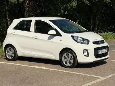 Used Kia Picanto 65 HP (47 kW) 2015 White Hatchback