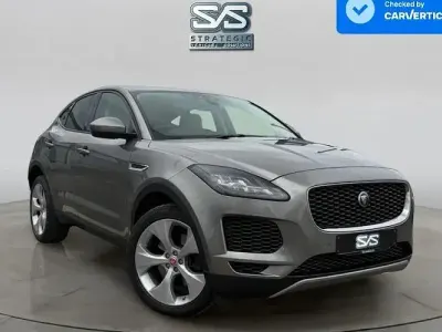 Używany Jaguar E-Pace S 241 KM (177 kW) 2019 Srebrny SUV