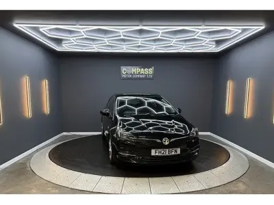 Used Vauxhall Astra SRi 145 HP (106 kW) 2021 Black Hatchback