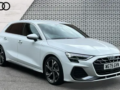 Używany Audi A3 S-Line 150 KM (110 kW) 2025 Biały