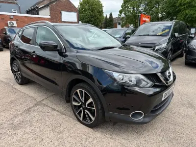 Usado Nissan Qashqai Tekna 110 CV (80 kW) 2016 Negro SUV