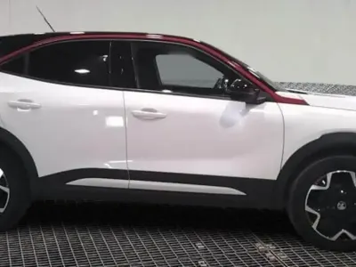 Used Vauxhall Mokka GS Line 128 HP (94 kW) 2022 White SUV