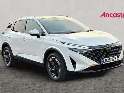 Used Nissan Qashqai N-Connecta 2025 White SUV