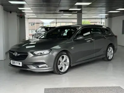 Used Vauxhall Insignia SRi 170 HP (125 kW) 2019 Grey Hatchback
