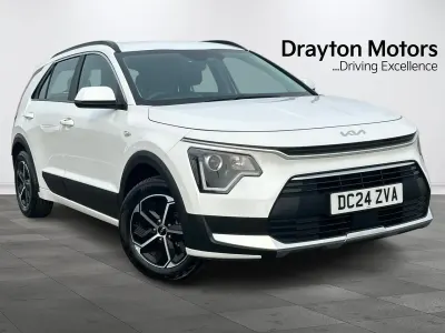 Używany Kia Niro 127 KM (93 kW) 2024 Biały SUV