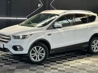 Używany Ford Kuga Zetec 150 KM (110 kW) 2019 Biały SUV