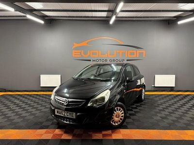 Used Vauxhall Corsa S 65 HP (47 kW) 2012 Black Hatchback