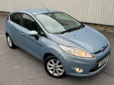 Used Ford Fiesta Zetec 67 HP (49 kW) 2009 Blue Hatchback
