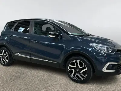Usado Renault Captur Iconic 90 HP (66 kW) 2018 Azul SUV