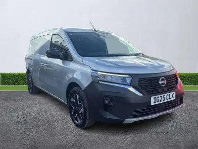 New Nissan Townstar Tekna+ 130 HP (95 kW) 2025 Grey Van