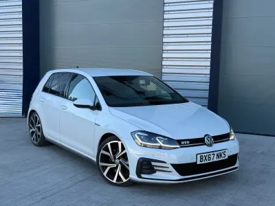 Used VW Golf VII GTD 2017 White Hatchback