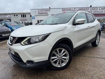 White Used 2014 Nissan Qashqai Acenta Premium SUV | £8,999 (Fair price)
