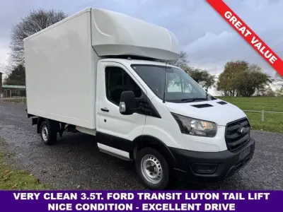 Used Ford Transit 130 HP (95 kW) 2021 White Van