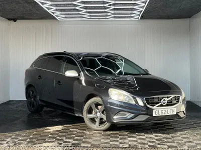 Used Volvo V60 R-Design 115 HP (84 kW) 2013 Black Estate
