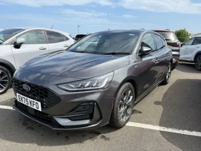 Used Ford Focus ST-Line 2025 Magnetic grey Hatchback