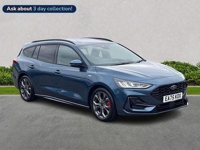 Blue New 2025 Ford Focus ST-Line Estate | £22,750 (Fair price)