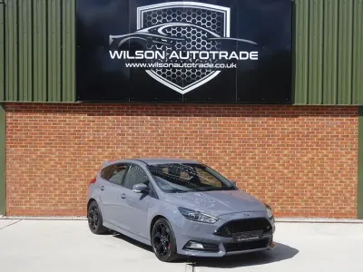 Used Ford Focus ST 185 HP (136 kW) 2017 Grey Hatchback