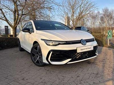 Nouă VW Golf VIII 150 CP (110 kW) 2025