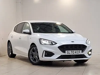 Used Ford Focus ST-Line 125 HP (91 kW) 2020 White Hatchback