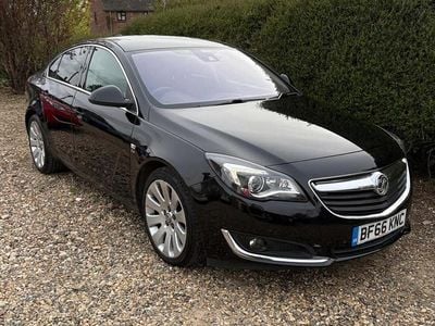 Second-hand Vauxhall Insignia Elite 2016 Negru Hatchback