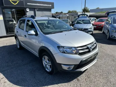 Used Dacia Sandero Lauréate 2014 Silver Hatchback