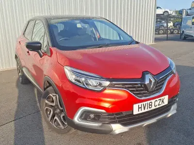 Used Renault Captur Dynamique 90 HP (66 kW) 2018 Red SUV