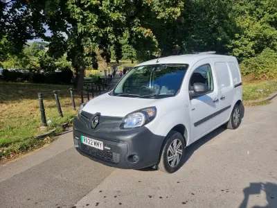 Used Renault Kangoo Business 44 kW (60 HP) 2022 White MPV