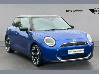 Usado Mini Cooper Exclusive 160 kW (218 CV) 2024 Azul Utilitario