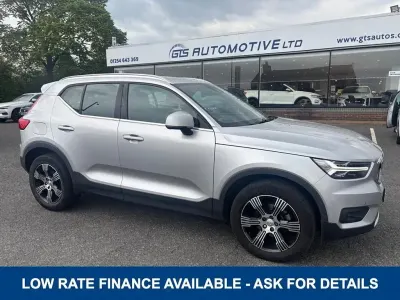 Begagnad Volvo XC40 Inscription 155 HK (114 kW) 2019 Silver SUV