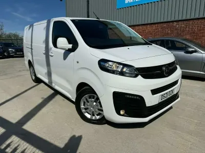 Used Vauxhall Vivaro Sportive 100 HP (73 kW) 2021 White MPV